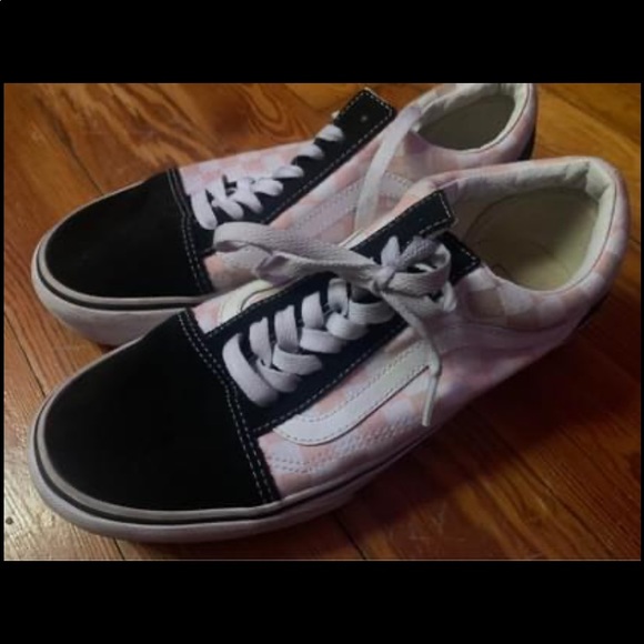 Vans - Picture 2 of 2